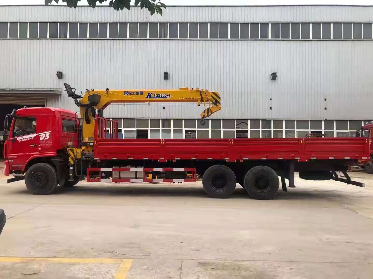國(guó)六東風(fēng)暢行D3??后八輪隨車(chē)吊