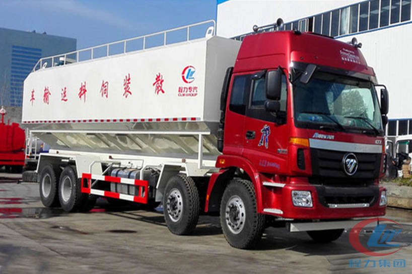 湖北程力福田歐曼前四后八散裝飼料車(chē)高清圖