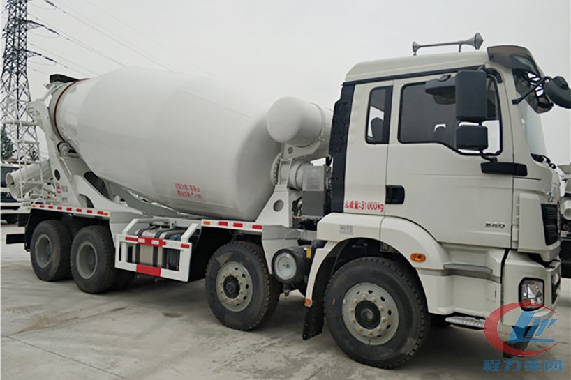 12方混凝土攪拌車(chē)側(cè)面圖