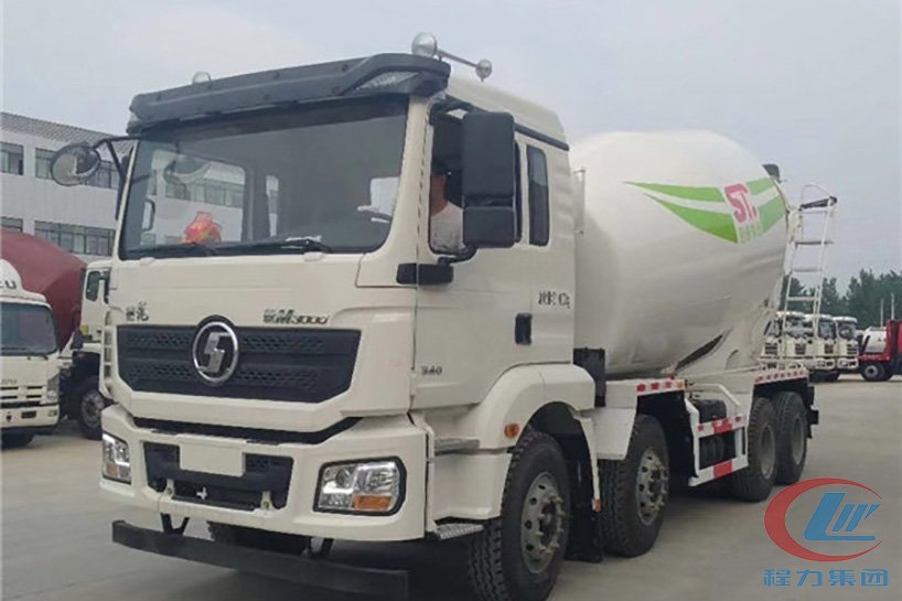 12方混凝土攪拌車(chē)側(cè)面圖