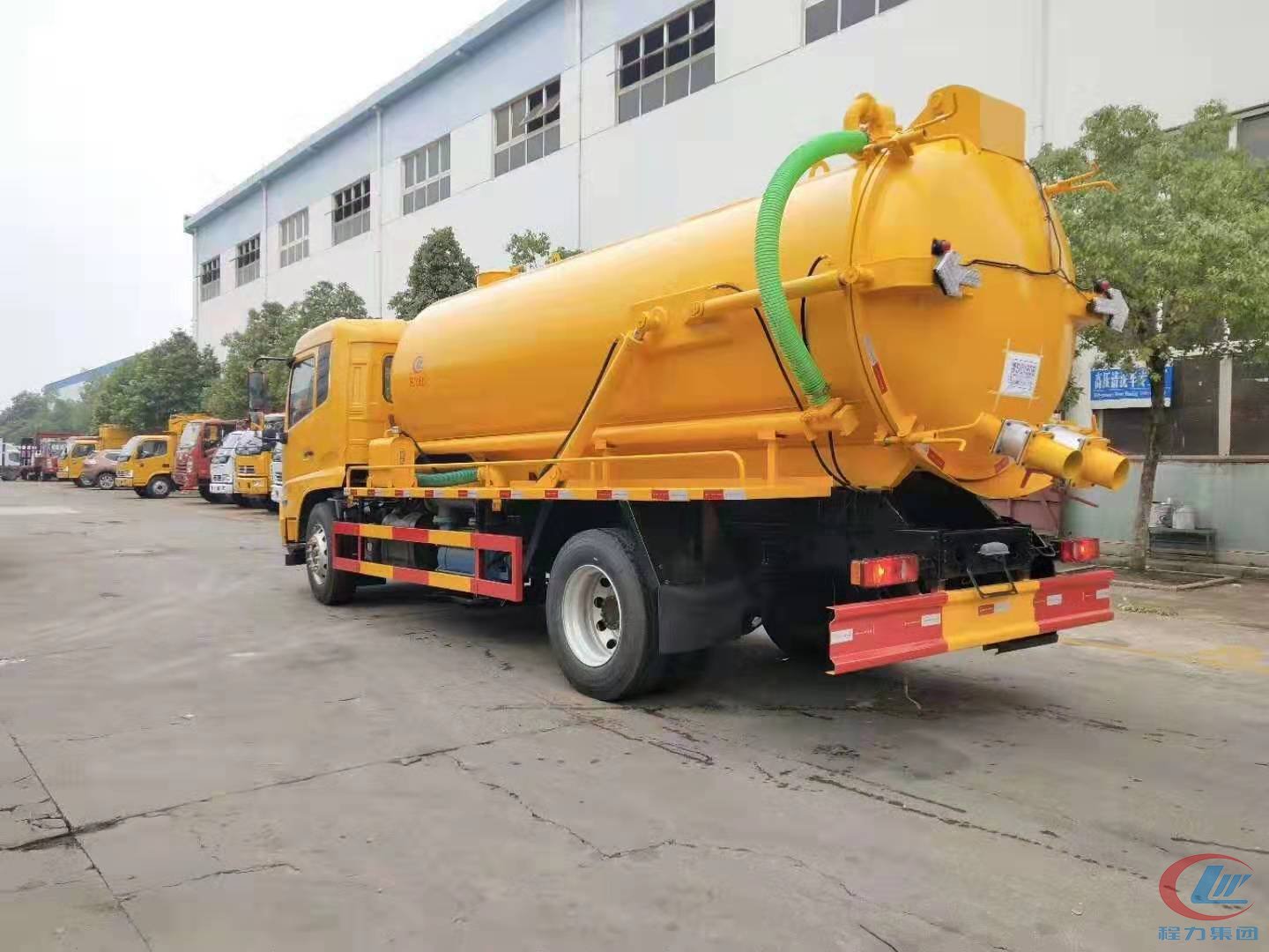 東風(fēng)天錦工程黃清洗吸污車(chē)