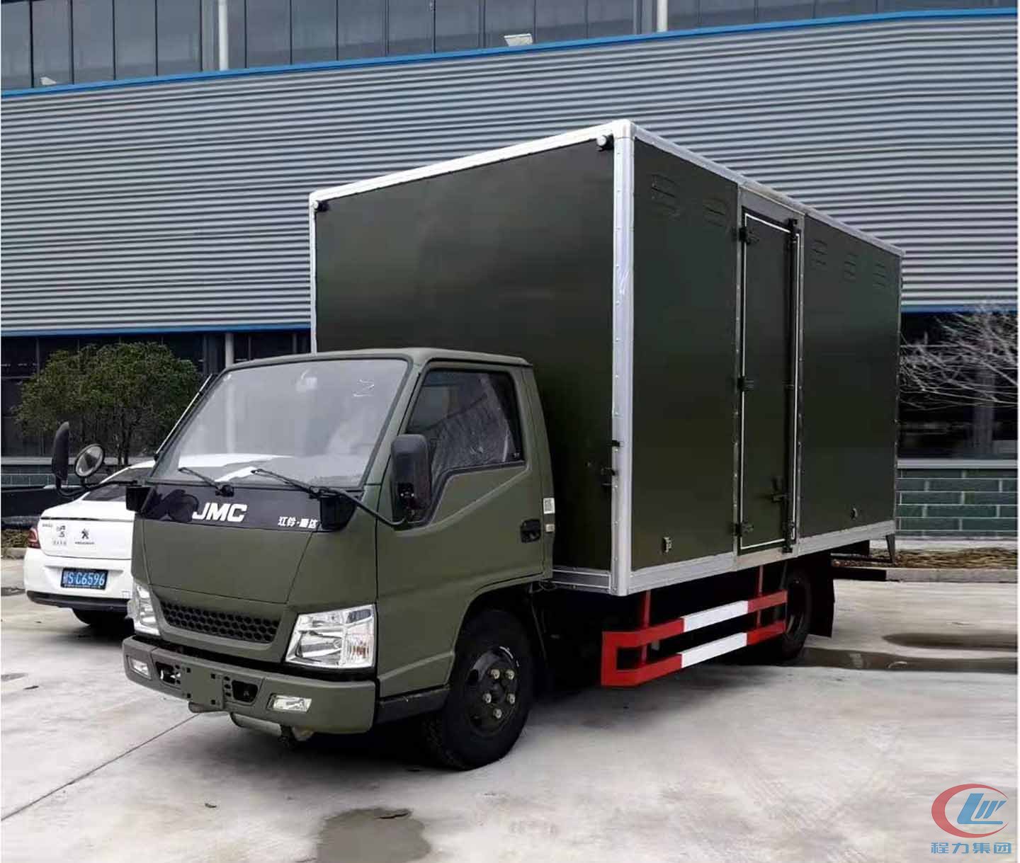 江鈴爆破器材運輸車（藍(lán)牌）側(cè)面圖