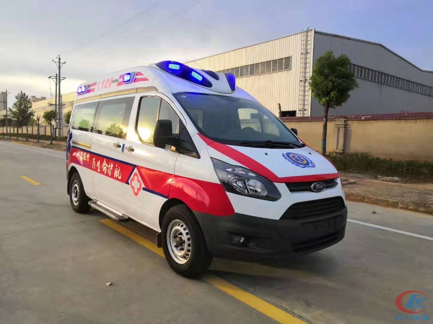 福特國(guó)六救護(hù)車(chē)