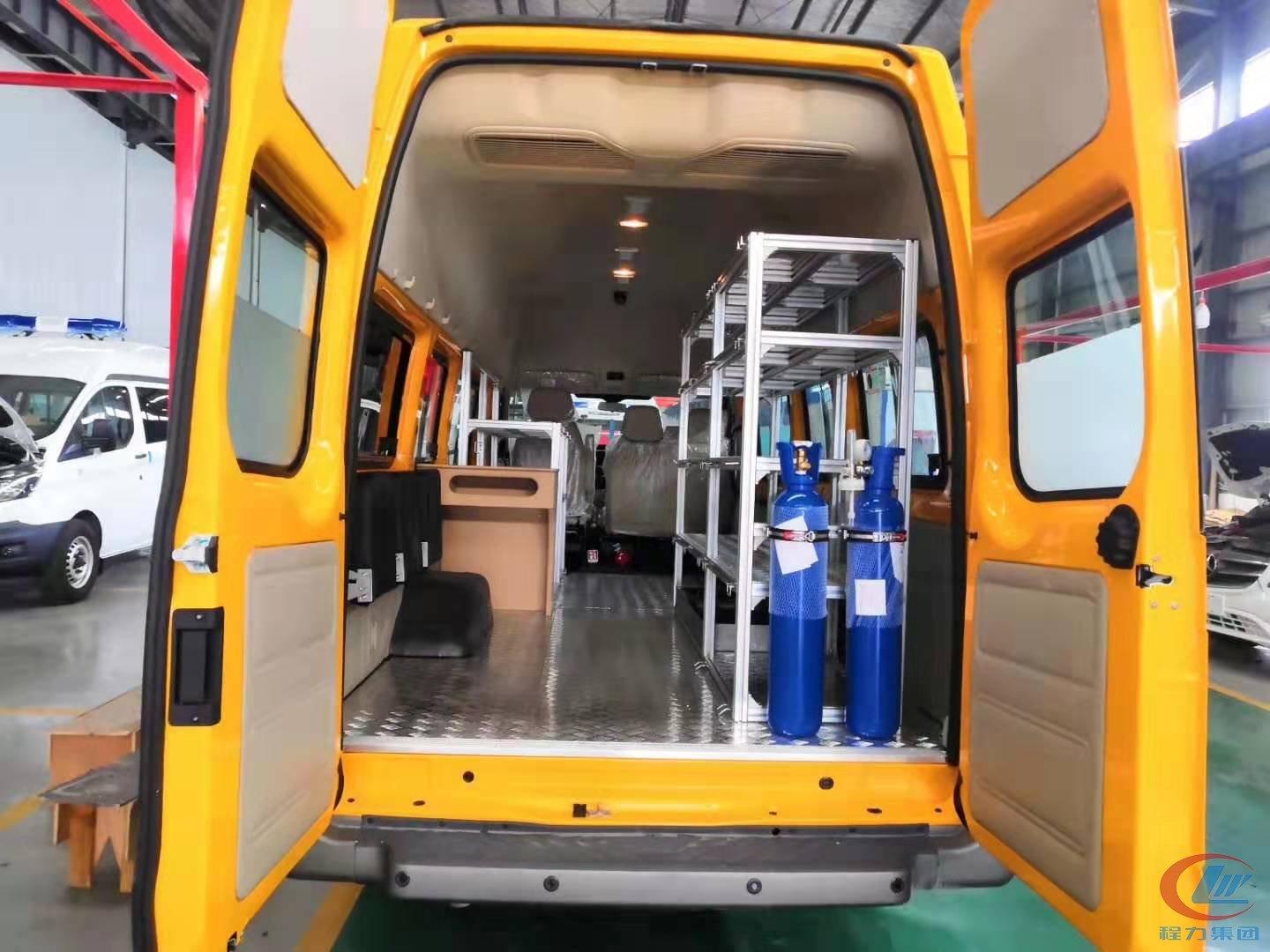 福特新時(shí)代客運(yùn)版救護(hù)車，福特應(yīng)急救援車